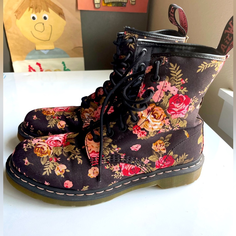 Dr. Martens airway canvas floral print combat boot